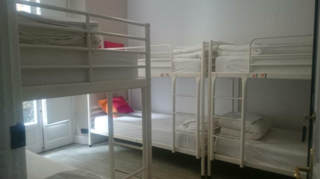 Hostel Royalty Albergue Сантандер Екстериор снимка